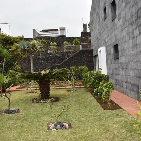 Privat bolig Camellia House