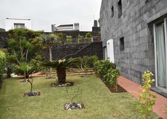 Homestay Camellia House